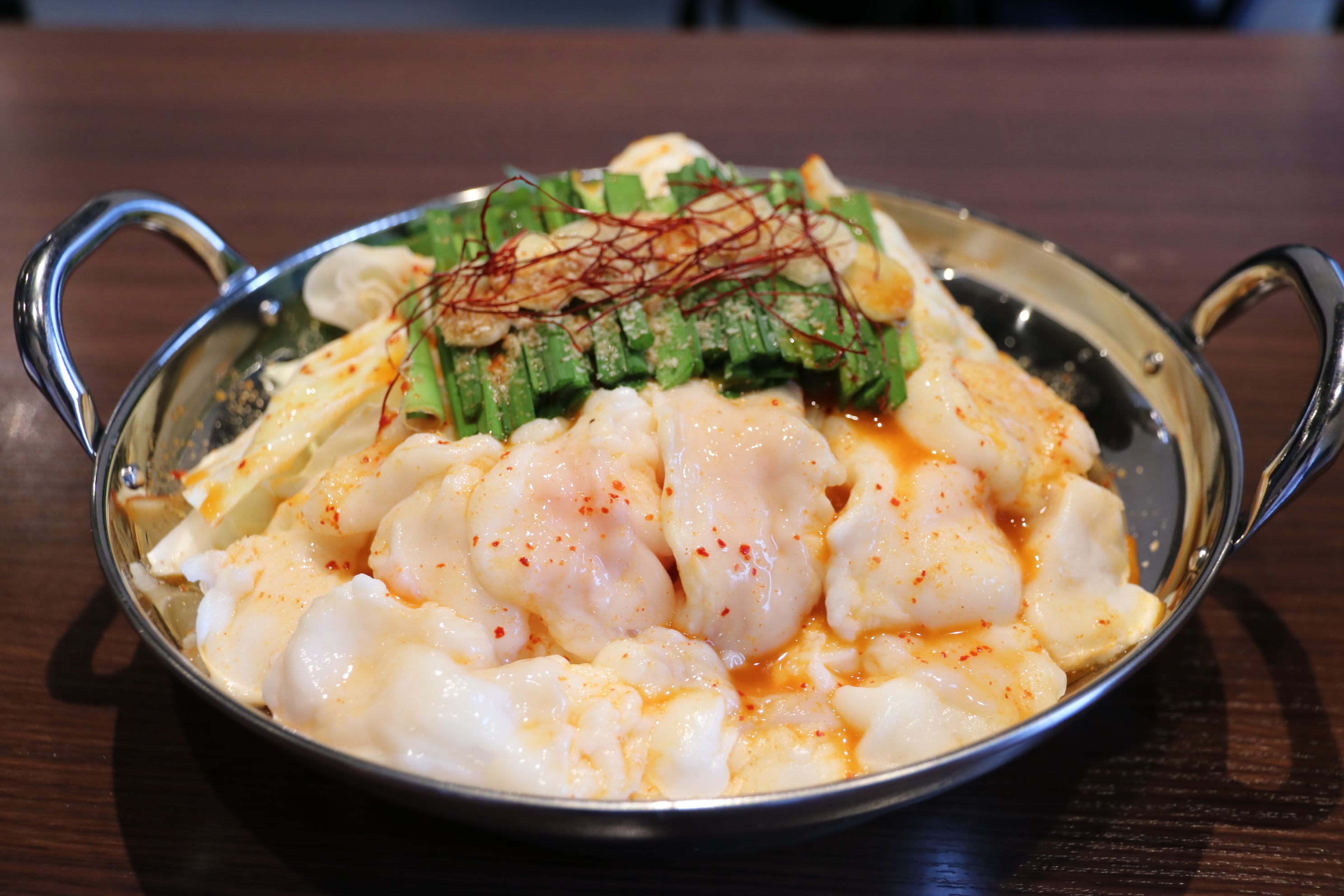 国産もつ鍋 赤味噌 4～6人前 300g×2 国産牛肉(牛ホルモン モツ)【冷凍】京都