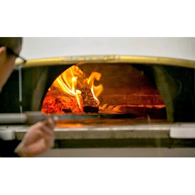 薪窯焼き冷凍「YOGANSU PIZZA」(だいわれんこん&産直市場の野菜)[011-004]