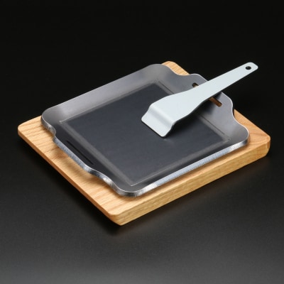 ZEOOR キャンプ 極厚鉄板 厚さ 9mm 200×170mm ウッドプレート付き【826】