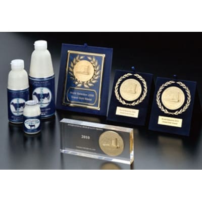 【3ヶ月定期便】ヤスダヨーグルト 500ml×6本 バラエティセット