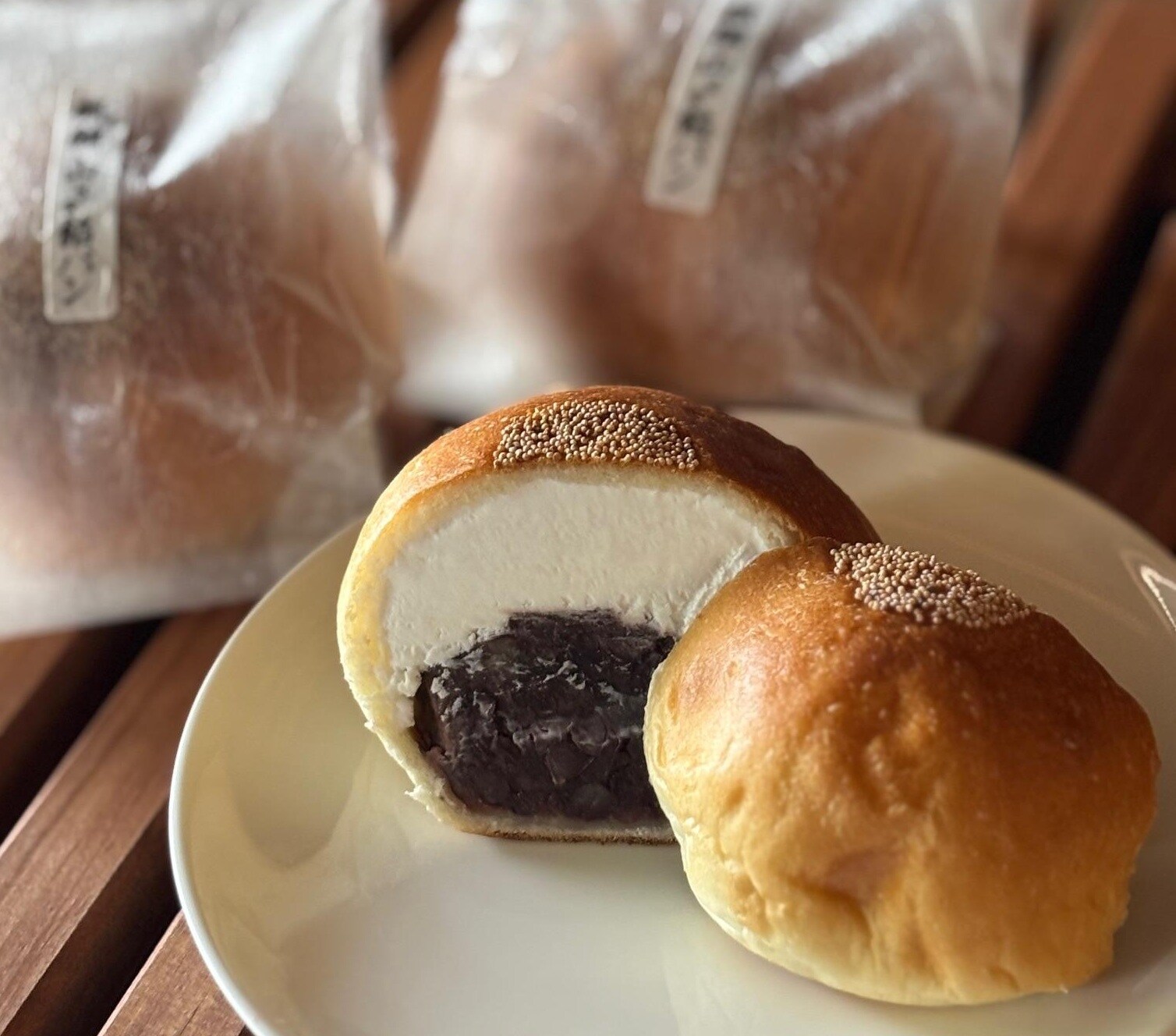 【2回定期便】しょこら亭 麒麟山吟醸生食パン2本&麒麟山吟醸生クリームあんパン8個 6ヶ月毎