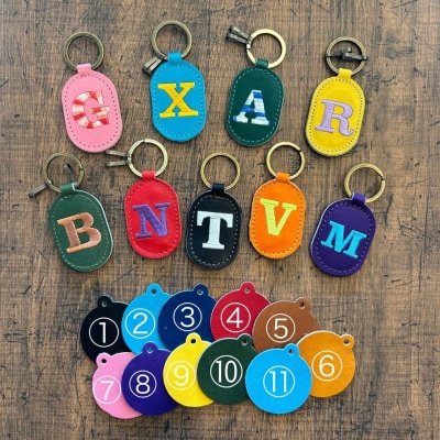 刺繍 イニシャル レザー キーホルダー JINTO 革小物 野球 グローブ 革