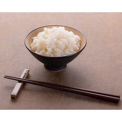 【令和6年産・皇室献上米】「伊彌彦米」(2018年献上) 4kg(2kg×2袋) 新潟県 弥彦村