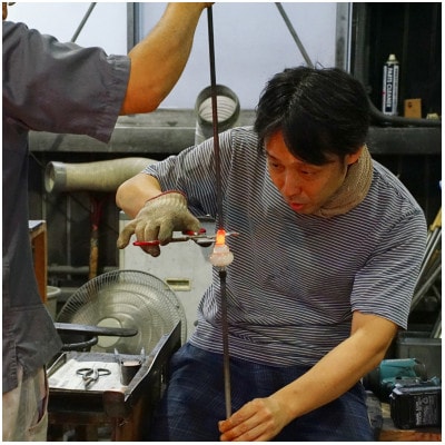 手づくり】くらげ風鈴 あさぎブルー(ヒビ模様) ガラス細工 新潟 手づくり】くらげ風鈴 あさぎブルー(ヒビ模様) ガラス細工 新潟