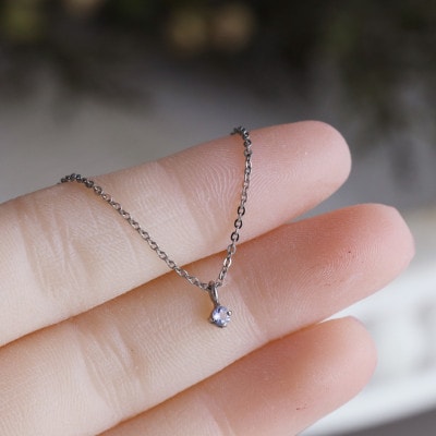 純チタンタンザナイトの一粒石ペンダント 誕生石 ネックレス 変色しにくい ギフト 新潟県 弥彦村