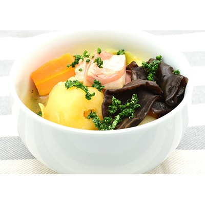 新潟県弥彦村産　越のうさぎ 生きくらげ(250g×4パック)