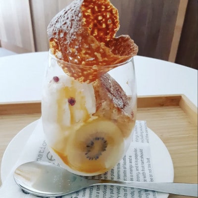 お菓子の宮を食べ歩く とっておきのスイーツ巡りツアー(苦楽園地区 / 1時間30分コース)