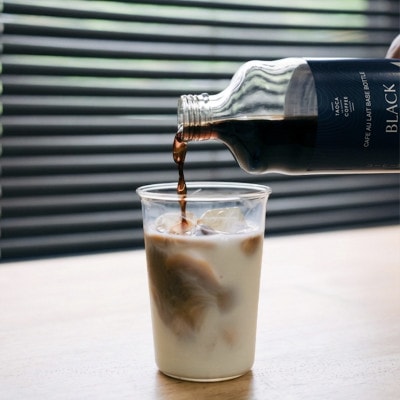 カフェオレベース600ml　加糖タイプ　12本
