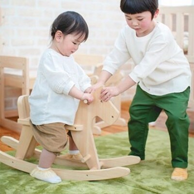 桧のおもちゃ　IKONIH　Rocking　horse アイコニー　木馬