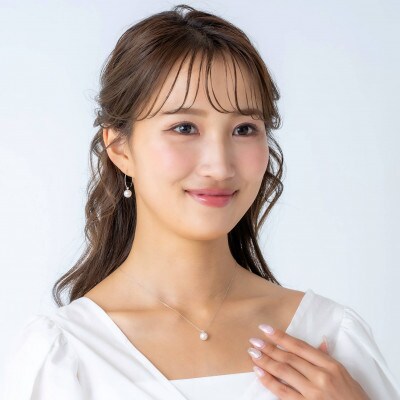 【8月誕生石】無調色 アコヤ真珠 ペリドット K10WG ペンダント ネックレス チェーン付き