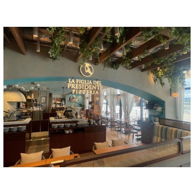 ラ フィリーア デル プレジデンテ パラディーゾ スル マーレ　お食事券30,000円