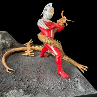 ウルトラマンシリーズ　ウルトラセブンVSナース(オリジナル1点もの)レジンキャスト製塗装済完成品