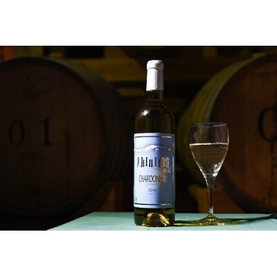 山形の地ワイン赤白セット【月山山麓】メルローとシャルドネ(720ml×2本)　015-E18