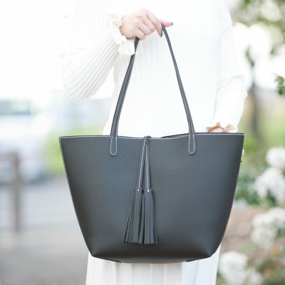 バルコス トートバッグ BARCOS/BarcosBlue タッセル付き トートバッグ ブラック