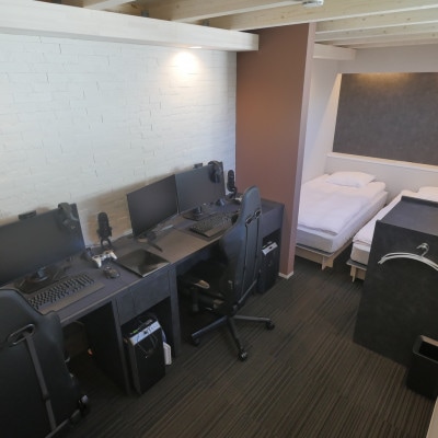 リゾートホテルHOTEL VILLA THE RooM e-sports & resort宿泊券2名