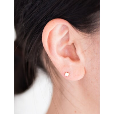 K18七宝ピアス・ホワイト Kenichi Kondo