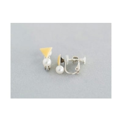 Kenichi Kondo　パール付き七宝イヤリング・三角