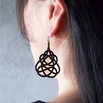 ピアス&ネックレス クロガネモチ (あわじ結び) 草木染め ラタン