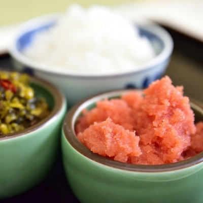 【博多の名物セット】九州産ハーブ鶏水炊き2人前&辛子明太子切子450g(中間市)