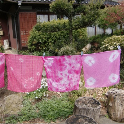 桶川産べに花でつくる体験、「べに花染め」「べに花リース」