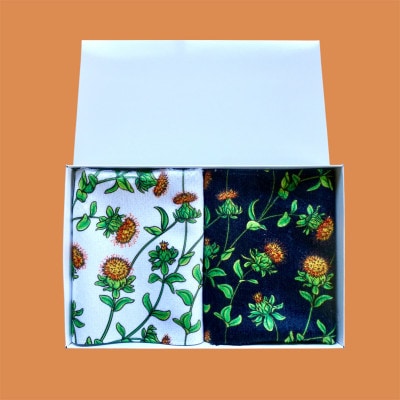 ～べに花の郷桶川市～【べに花柄のハンドタオルセット】