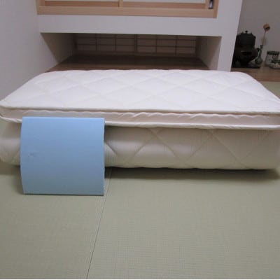 硬質敷布団　羊毛100%　ダブルサイズ　専用シーツ付