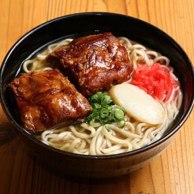 そば処玉家 人気の沖縄そば8食詰め合わせ【三枚肉・ソーキ・てびち】
