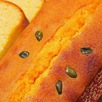 王様(有精卵)のパウンドケーキ