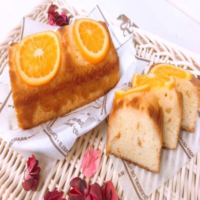 食パン「金の城」と米粉パン「たかきび」、オレンジパウンドケーキセット