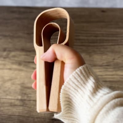 STORIO(ストーリオ)曲げ木のハンドグリップ　新潟県産ブナ材スノービーチ