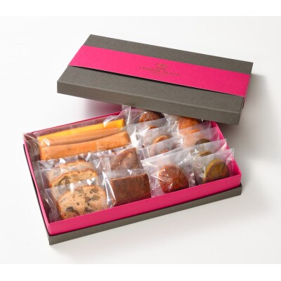 ホテルメイド　アソートギフト〈焼菓子〉22個入り