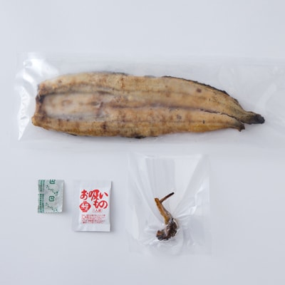 中村のうなぎ白焼き+たれ+さんしょう+肝+お吸い物