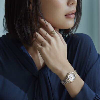SEIKO ルキア レディコレクション ソーラー電波腕時計 SSVV056