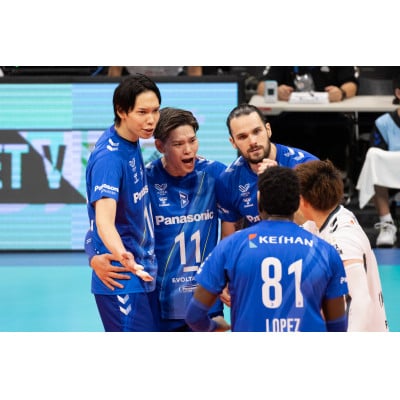 【11月21日(金)正午受付開始】大阪ブルテオンの選手が放つスパイクを受けられる(先着5人)