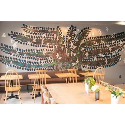 彩りあふれる料理と温かな異空間に包まれる、hitotokiの選べる週替わりランチ