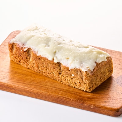 【スパイスカレー専門店/山のスパイス】　にんじん好きさんのためのキャロットケーキ(1本)