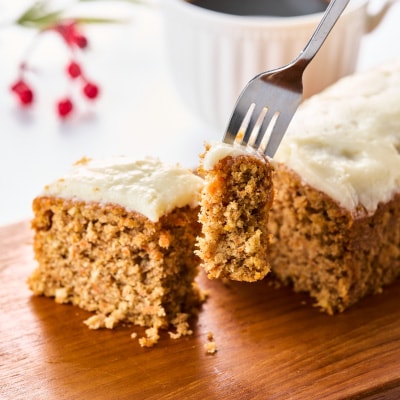 【スパイスカレー専門店/山のスパイス】　にんじん好きさんのためのキャロットケーキ(1本)