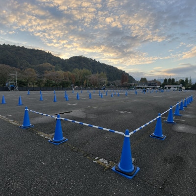 東京都あきる野市・第八回 秋川流域花火大会 気軽に楽しむ秋の絶景花火|フリー席(大人1名)