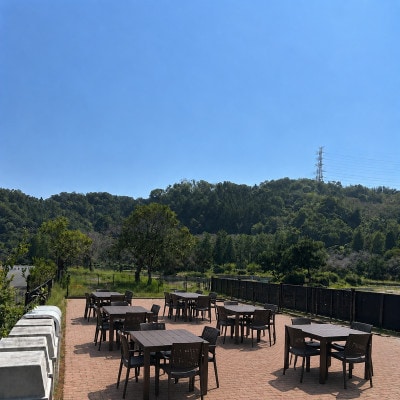 秋川流域花火大会【昨年ふるさと納税全国1位】食べて飲んで楽しむ花火|BBQ席(4名・飲放題+駐車場)
