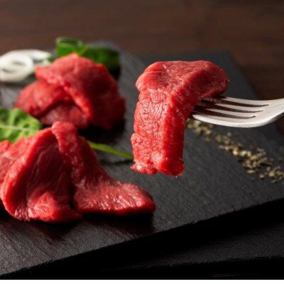 ふじ馬刺し最高級部位の食べ比べセット合計約420g(八代市)