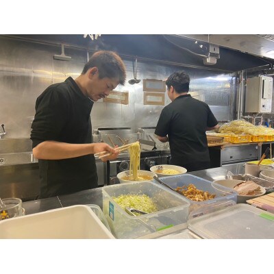 味噌ラーメン|店舗の味を再現|新潟味噌を独自にブレンドコク旨Wスープ×三河屋製麺【満足感】8食セット