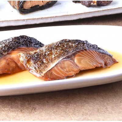 永徳 鮭乃蔵 鮭の酒びたしと秋鮭惣菜(鮭の焼漬け・鮭のうま煮・鮭巻昆布太巻き) 祥セット