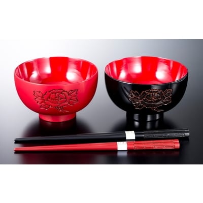 村上木彫堆朱　夫婦椀(牡丹)と夫婦箸(雷文) E4021