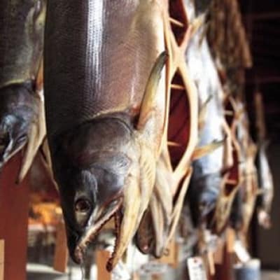 村上岩船 又上 「塩辛さが違う」塩引鮭7切れ食べ比べセット(中辛・大辛・激辛) 1032025