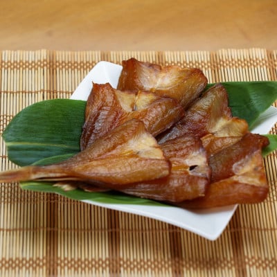 新潟県村上市笹川流れで水揚げ 旬の干物魚6点セット(店長おまかせ)1057001