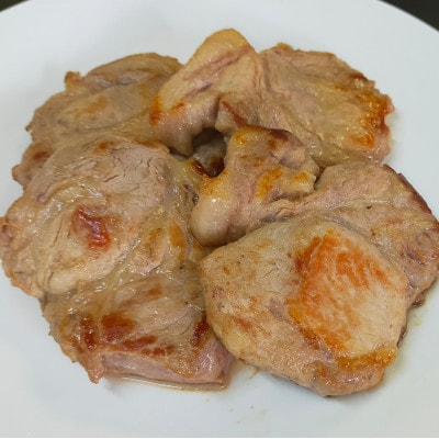 新潟県村上市産「岩船豚」　豚肩ローススライス　600g(150g×4パック)1101001