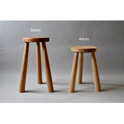 山武杉の3本足スツール　H54cm