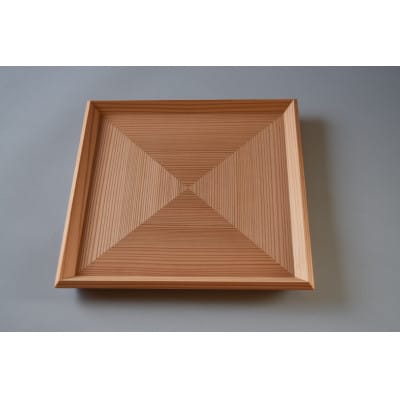 四方転びの盆　縞