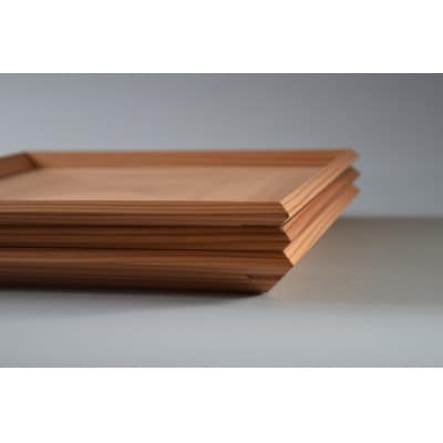 四方転びの盆　縞