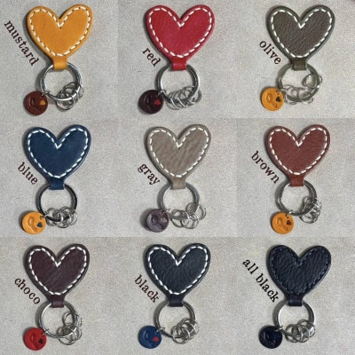 【one】ハートのキーホルダー(チョコ)